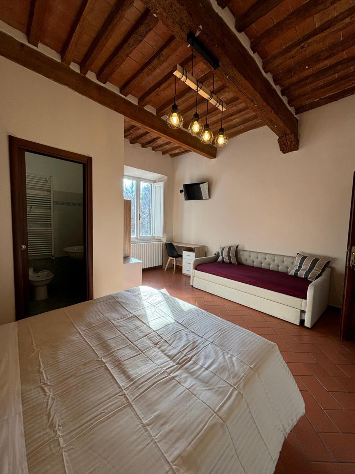 Window To The Tower Bed and Breakfast Pisa Exteriör bild