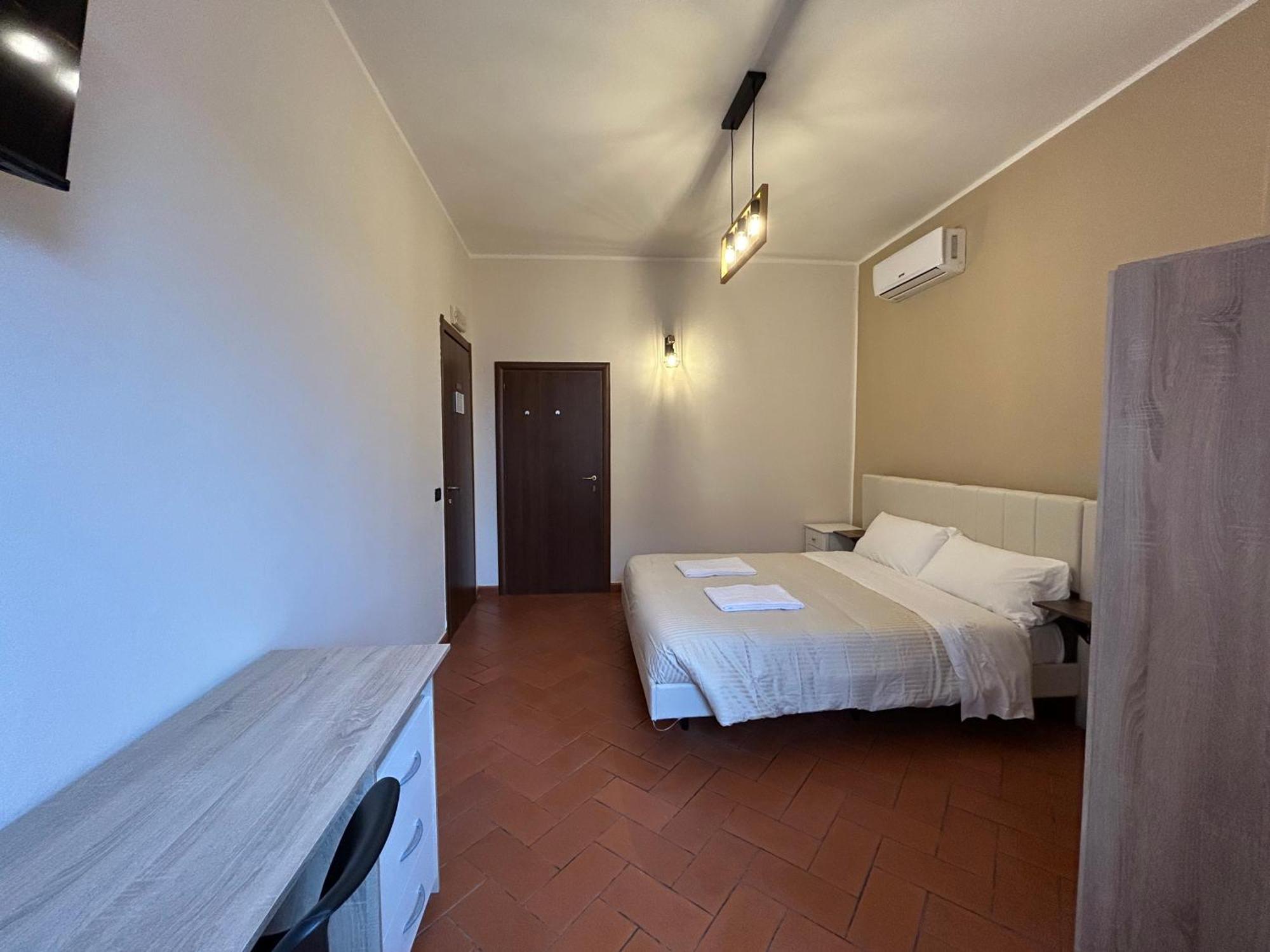 Window To The Tower Bed and Breakfast Pisa Exteriör bild