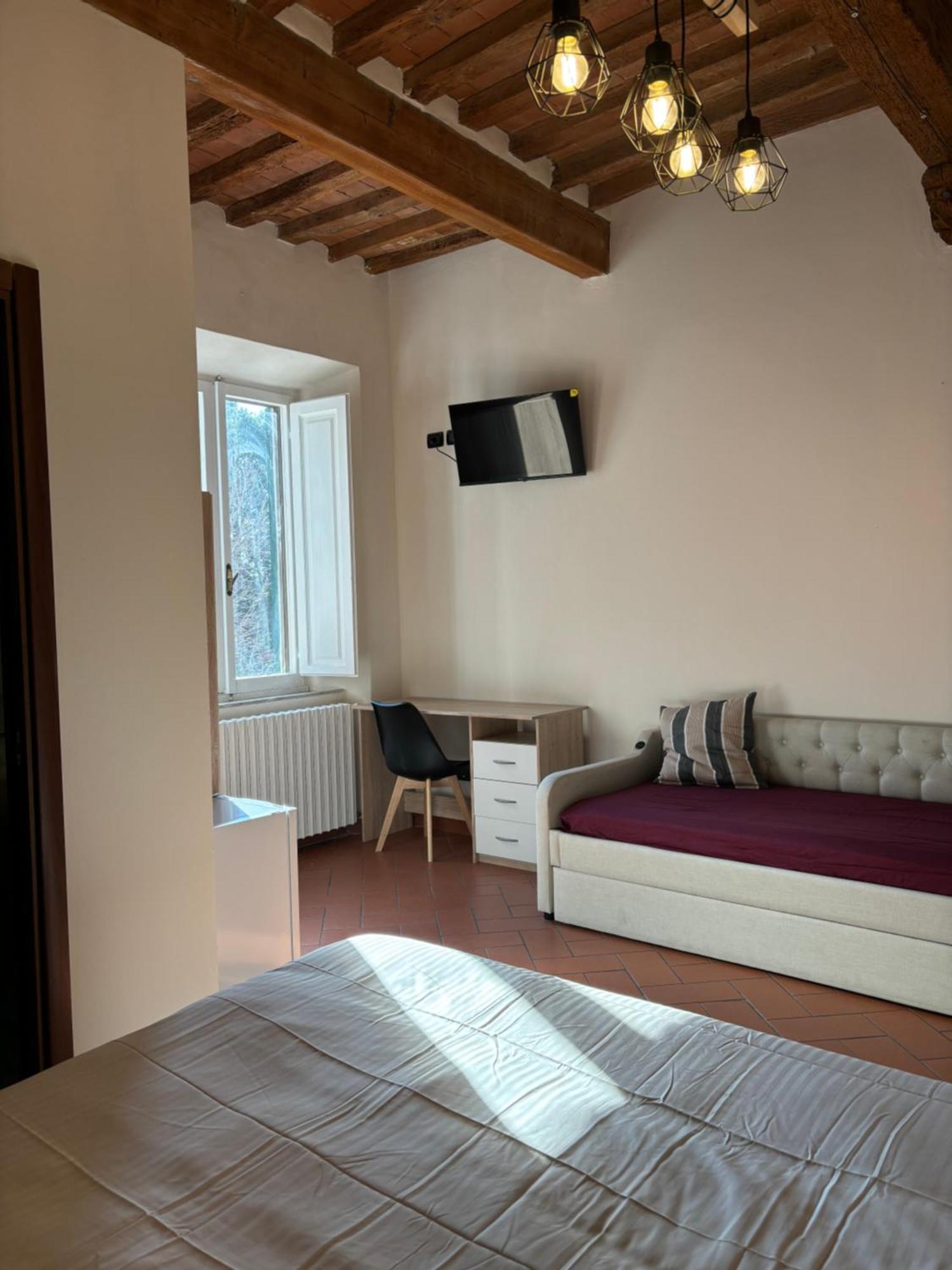 Window To The Tower Bed and Breakfast Pisa Exteriör bild