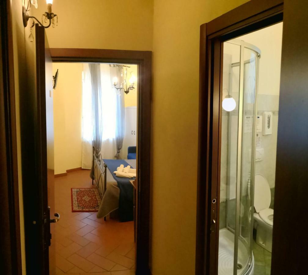Window To The Tower Bed and Breakfast Pisa Exteriör bild